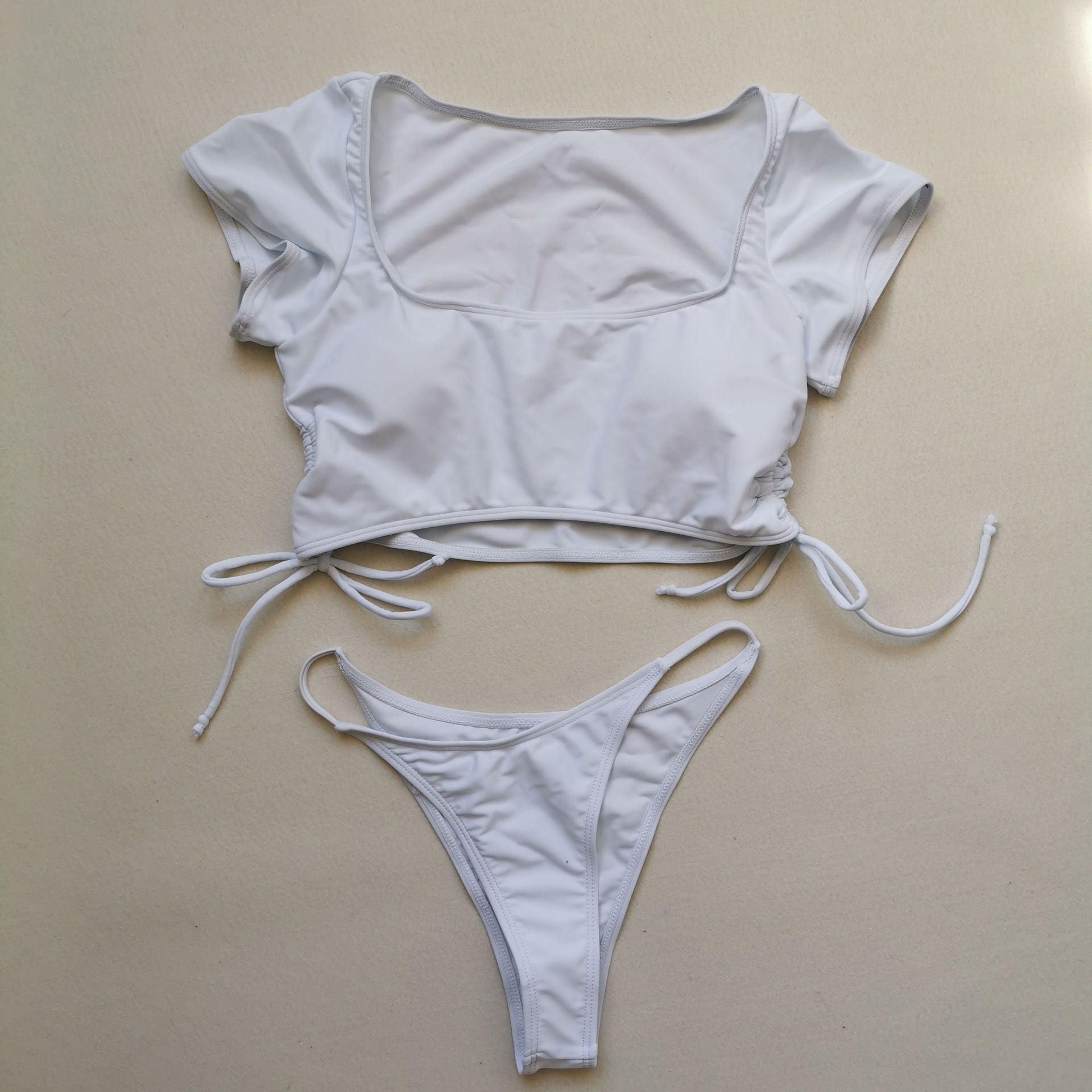 New Sexy Short Sleeved Bikini Split Swimsuit Women Solid Color Nylon Swimsuit